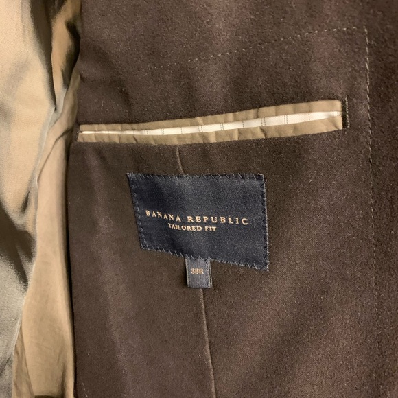 Vintage Banana Republic jacket. Tailored cut. Brown in color. 38R - Picture 1 of 2